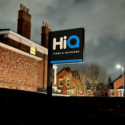 HiQ Tyres & Autocare Chester signage exterior