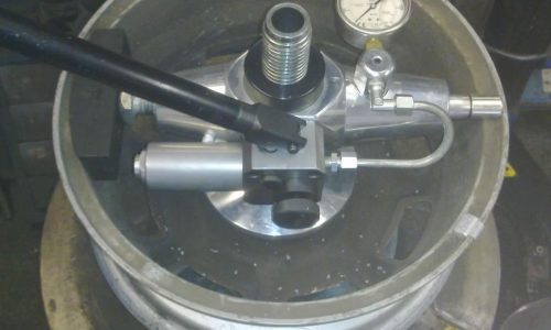 HiQ West Wickham- Repairing damaged alloy wheels