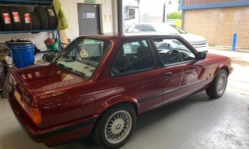 Rear view of a stunning Classic BMW in for servicing here at HiQ tyres & Autocare Maidstone