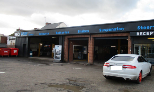 HiQ Somercotes outside centre