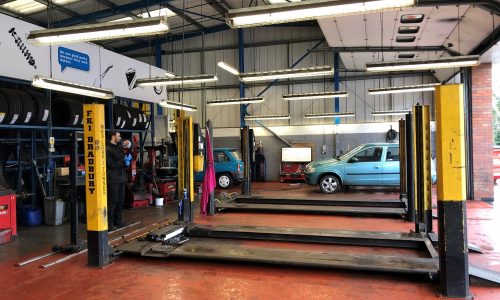 HiQ Wellingborough workshop