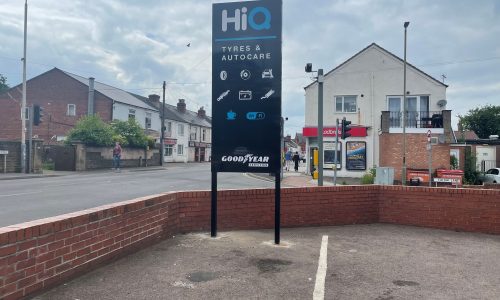 Hi Q Tyres Autocare Chesterfield new signage totem