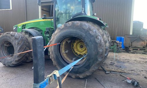 Hi Q2 U Mobile tyre fitting Hi Q Tyres Autocare Kings Lynn