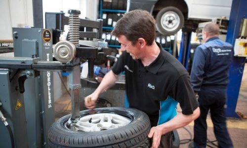 HiQ (Day's) Gorseinon tyre balance