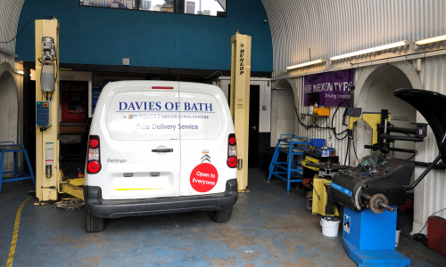 HiQ Tyres & Autocare Bath customer vehicle in service