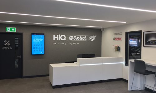 HiQ Castrol Centre Reception