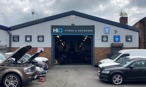 HiQ-Tyres-Autocare-Walsall-entrance-to-centre-and-HiQ-logos.jpg