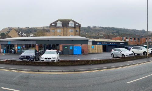 Hi Q Tyres Autocare Dover New Signage and car park wide angle