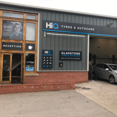 Hi Q Tyres Autocare York New Centre CI and Front Entrance
