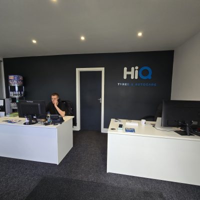 Hi Q Portslade Interior reception