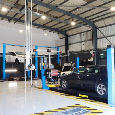 Hi Q Tyres Autocare Birkenhead Interior Workshop