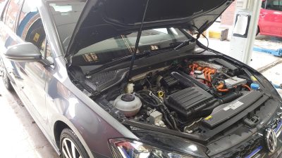 VW Golf Hybrid Servicing at Hi Q Tyres Autocare Burton 2022 02 11 122317 ohvq