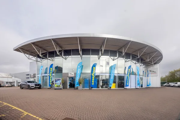 Franchise With Us Hi Q Tyres Autocare Photo 13
